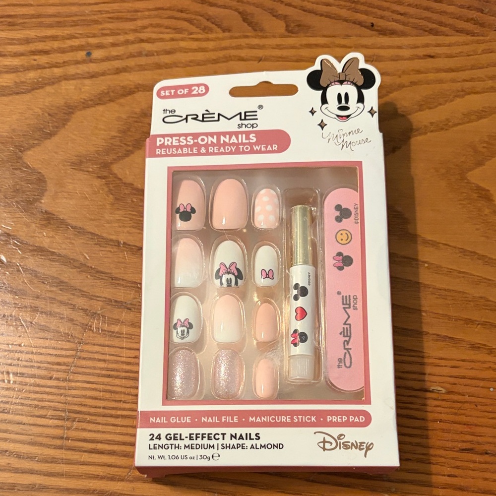 The Crème Shop x Disney Minnie Pink Almond Press-On Nails